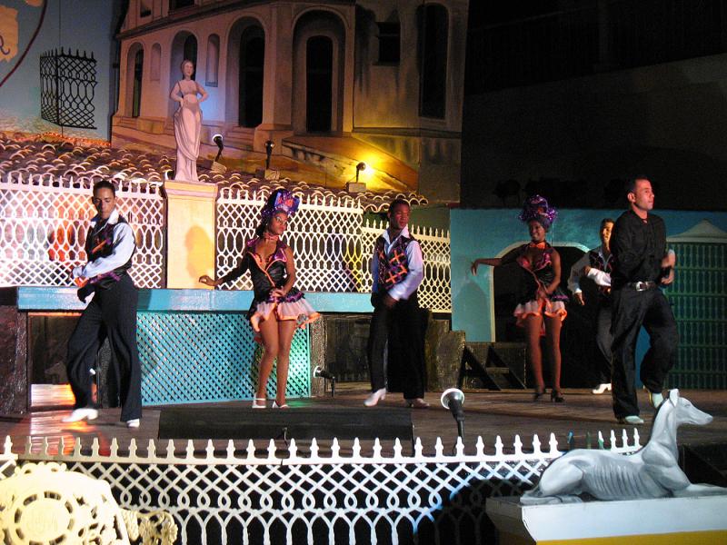 IMG_0291.jpg - un spectacle de danse et de musique cubaine à notre hôtel