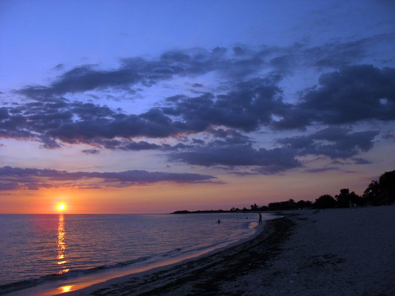 IMG_0180.jpg - coucher du soleil