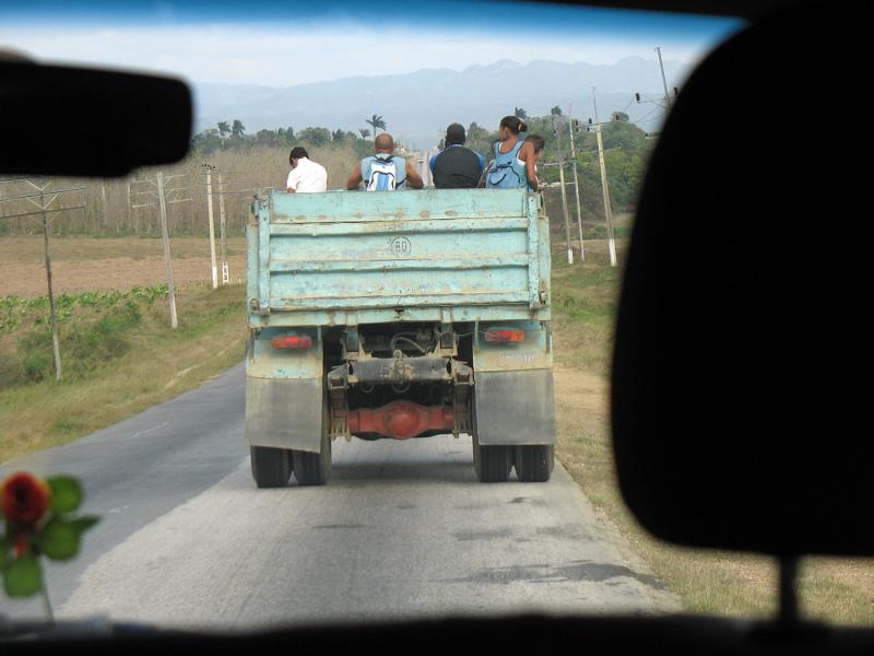 IMG_8997.jpg - le transport en commun à Cuba