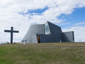 IMG_9384r Église dans la ville de Blönduós