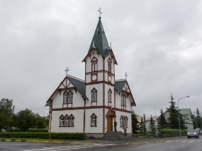 IMG_8588r Húsavíkurkirkja, construite en 1907. Húsavík