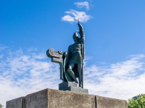 IMG_0924r Parc Arnarhóll - Reykjavík