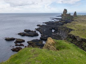 IMG_0466r Immenses monolithes près du phare de Malarif - Snæfellsjökull